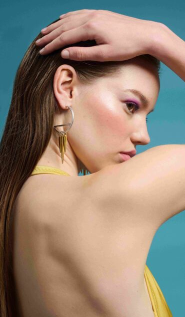 SUNRISE σκουλαρίκι κρίκος γεωμετρικός με επιχρύσα 24κ στοιχεία.