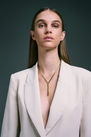 FW26049